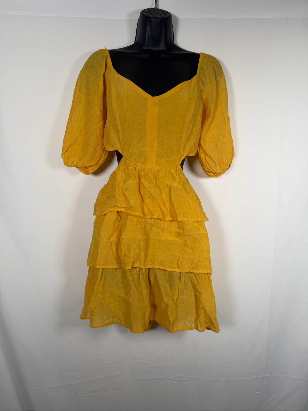 Butter Yellow Cottage Tiered Puff-Sleeve Women's Dress Cutout and Open Back